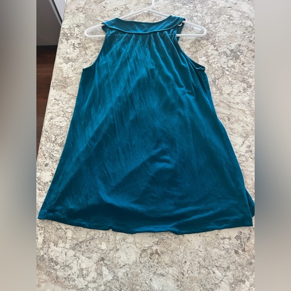 Cable and Gage Tank Top Medium - Picture 8 of 8